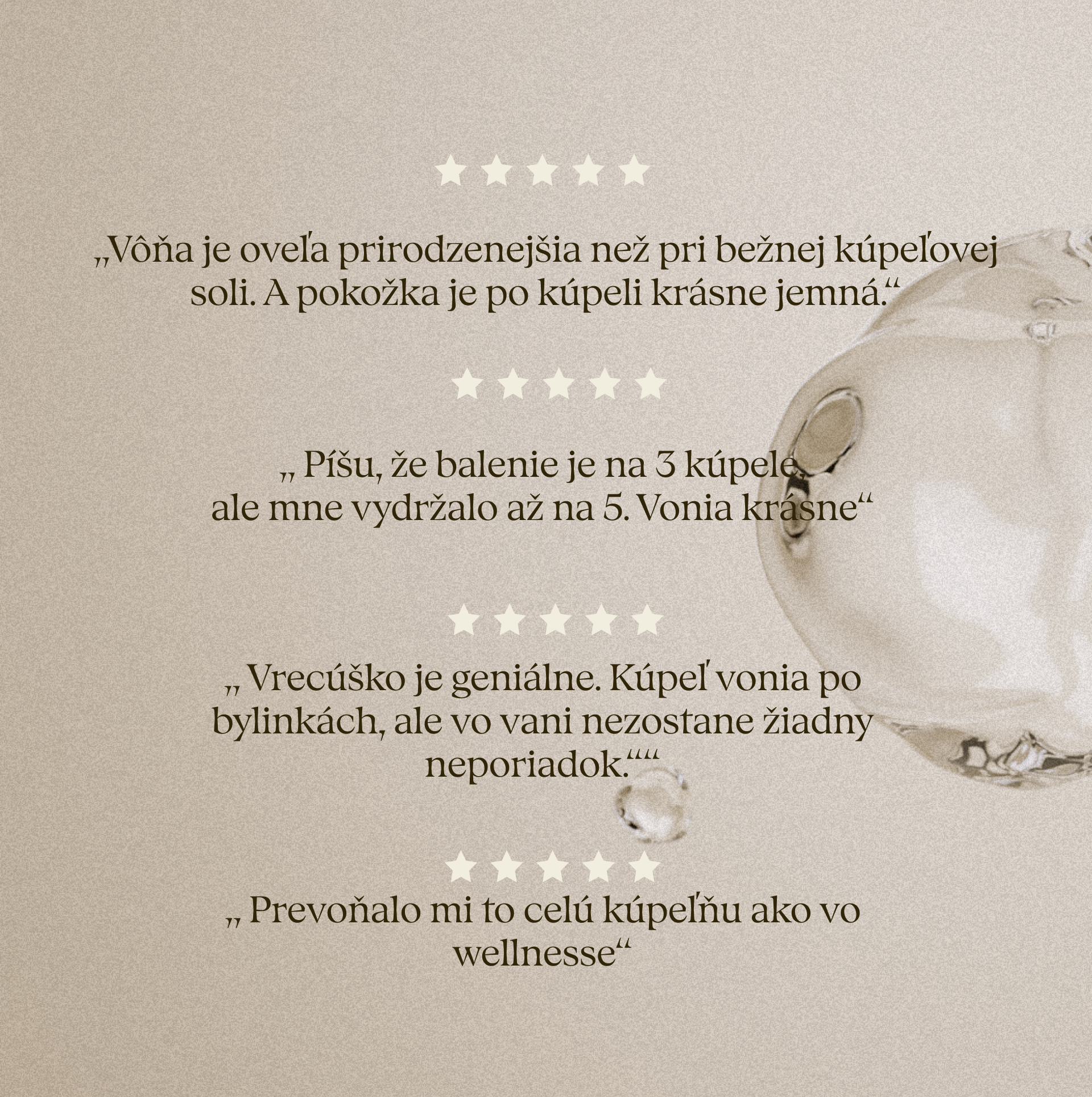 Verre et cuillère pour le rituel du thé