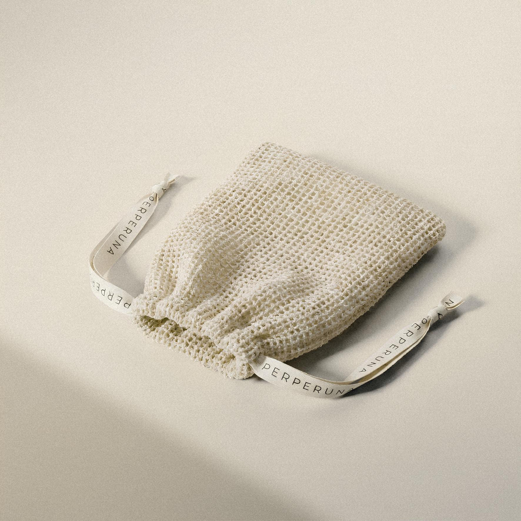 Pochette en coton pour le rituel de douche