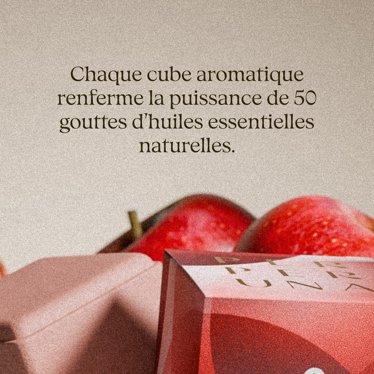 Chaque cube aromatique renferme la puissance de 50 gouttes d’huiles essentielles naturelles. – Glow